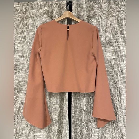 Pink / peach cropped shirt with flare arms - Picture 2 of 4